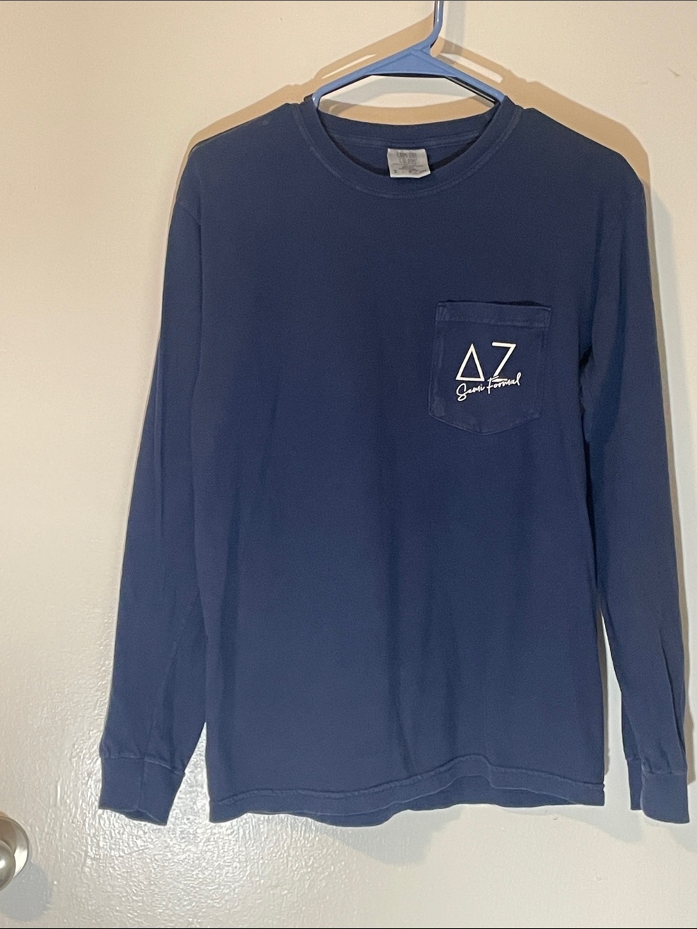 Long Sleeve Casual Navy and White TShirt Womens Size small
